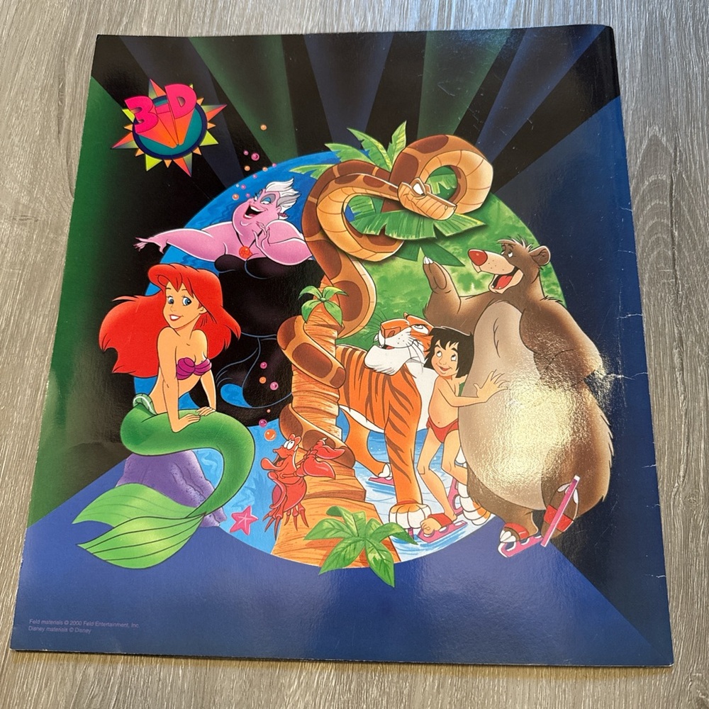 Vintage 2000 Feld Entertainment Disney on Ice Official Program - Picture 2 of 6